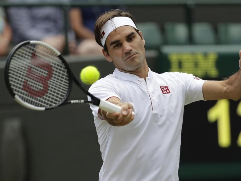 Nach langem Kampf musste sich Roger Federer im Wimbledon-Viertelfinale geschlagen geben. Foto: Ben Curtis/AP