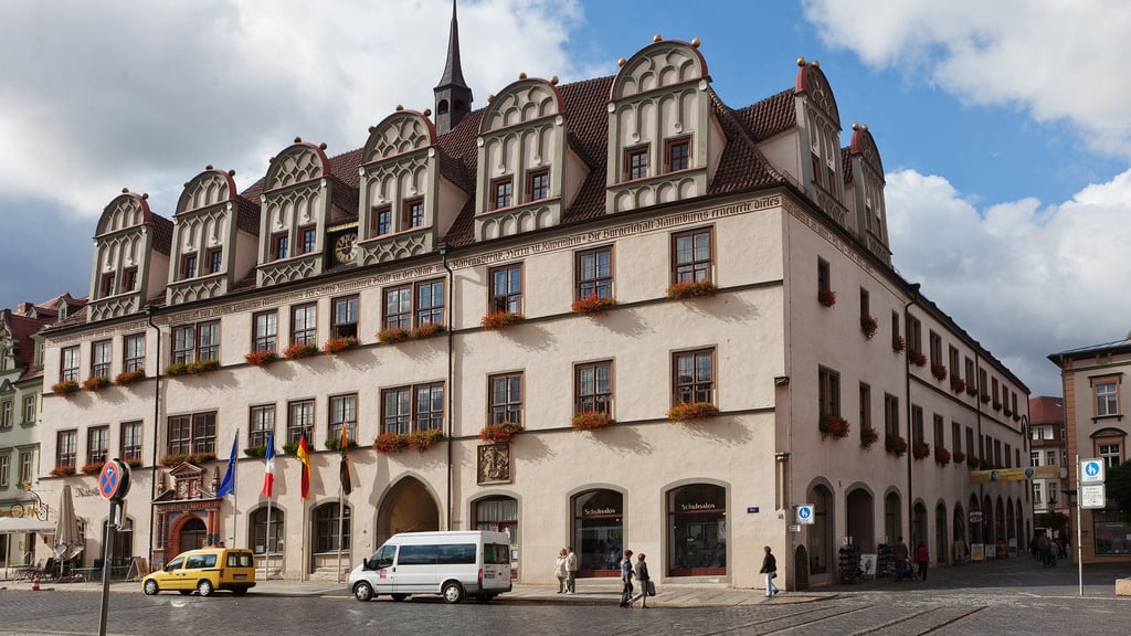 Aus dem Rathaus Naumburg Aus dem Rathaus Naumburg Was folgt auf