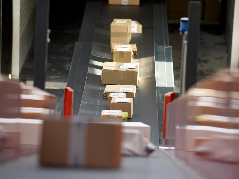 Die Verbraucherzentrale sammelte in zwei Jahren 21.000 Beschwerden über Paketdienste.