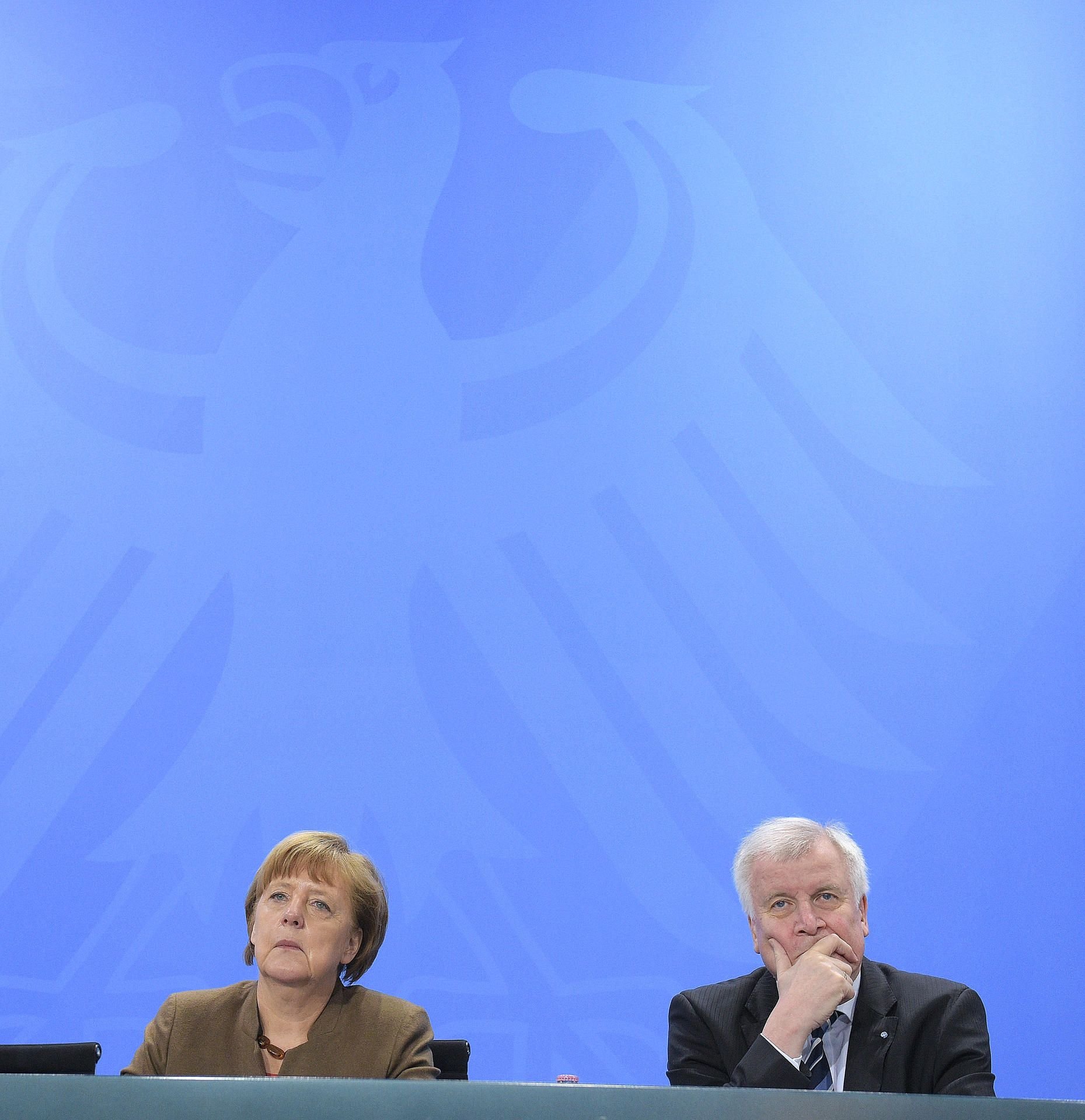 Bundeskanzlerin Angela Merkel (CDU) und der CSU-Vorsitzende Horst Seehofer