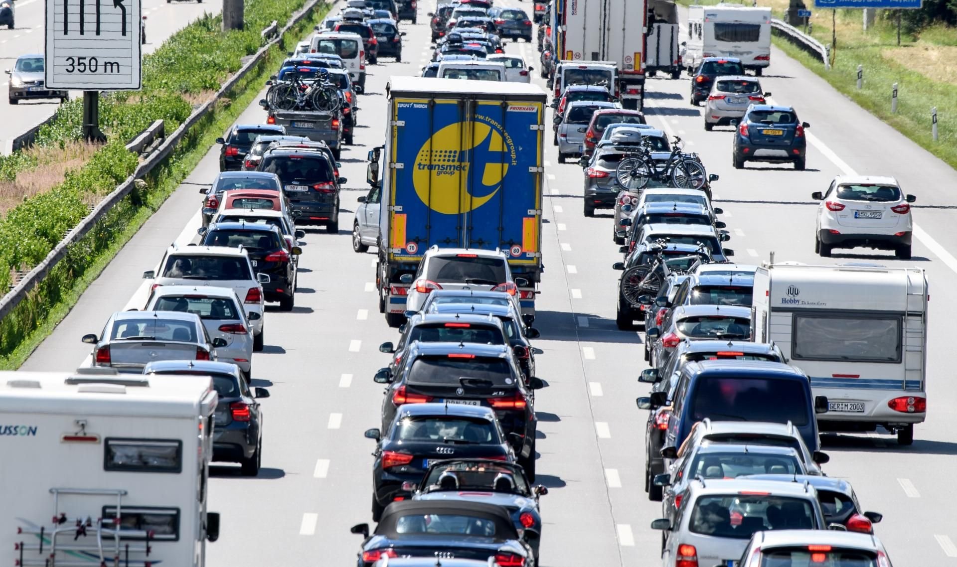 In vielen Städten und Landkreisen wird die KfZ-Versicherung teurer.