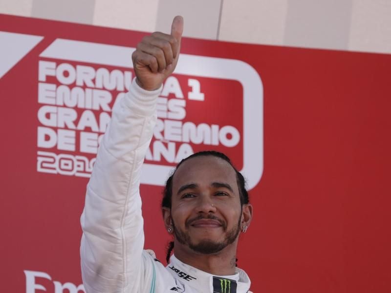 Weltmeister Lewis Hamilton will noch ein paar Jahre in der Formel 1 bleiben. Foto: Emilio Morenatti/AP