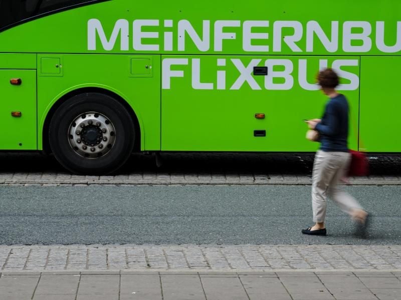 Kunden des größten deutschen Fernbus-Anbieters Flixbus müssen in diesem Jahr wohl nicht mit höheren Preisen für Tickets rechnen. Foto: Nicolas Armer