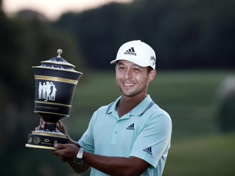 Xander Schauffele feiert seinen Sieg in Shanghai. Foto: Ng Han Guan/AP