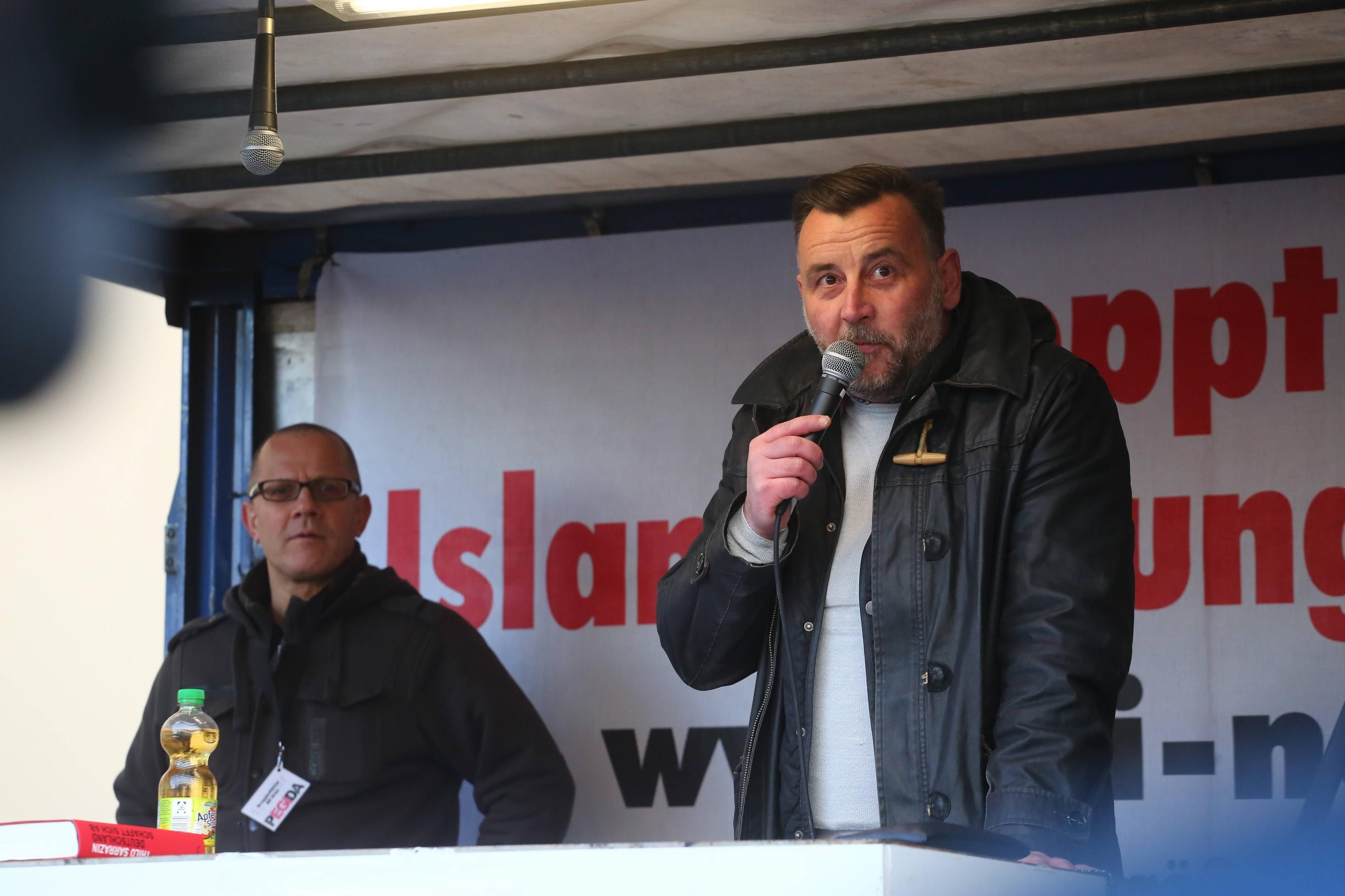 Lutz Bachmann im April bei einer Rede in Dresden.