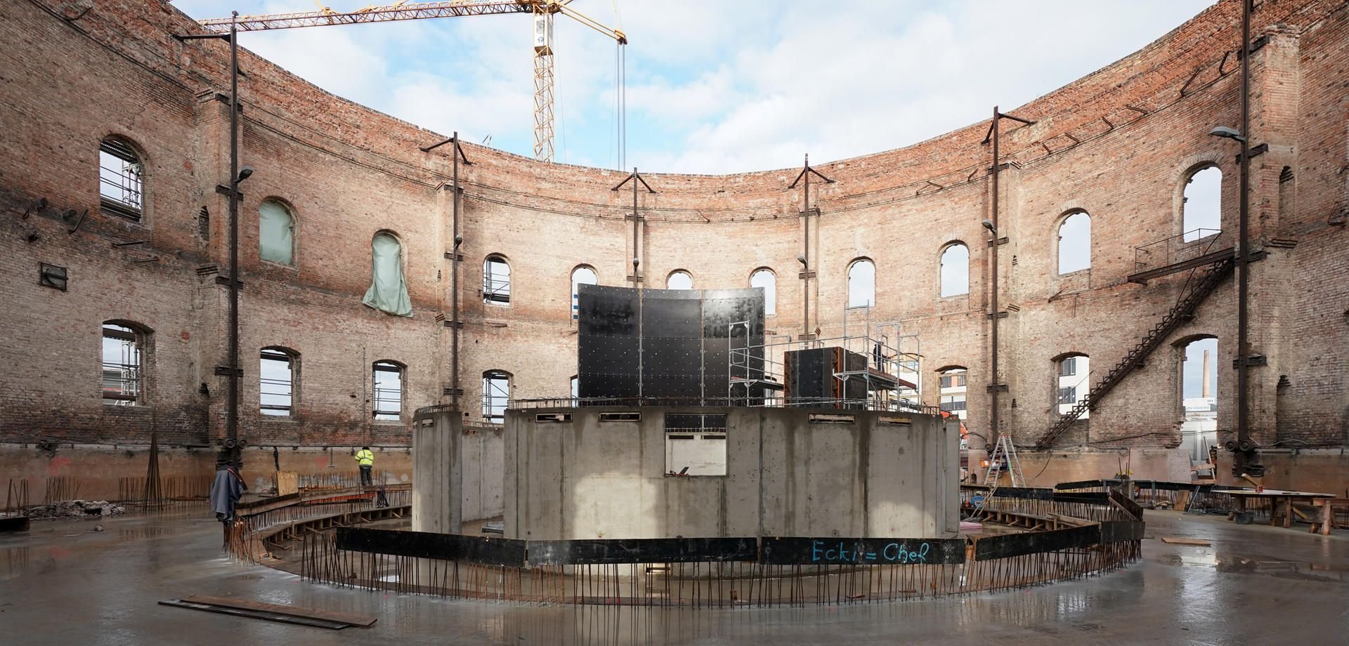 Der 14,5 Millionen Euro teure Neubau ersetzt den hochwassergeschädigten Bau auf der Peißnitz, der abgerissen wurde.