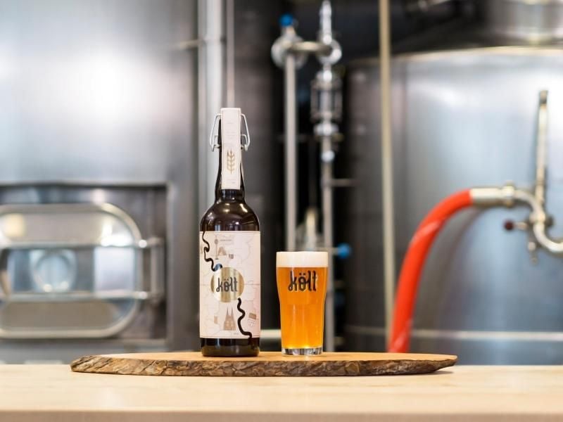 Ein Glas Költ-Bier: Seit Jahrhunderten „eint” Düsseldorfer und Kölner eine innige Abneigung. Foto: Költ Bier