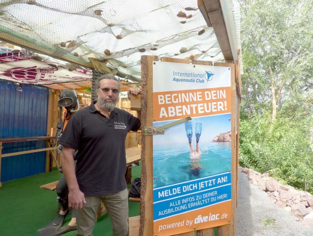 Frank Kleeblatt wartet am Gröberner See noch auf die Genehmigung mit der Ausbildung beginnen zu können.