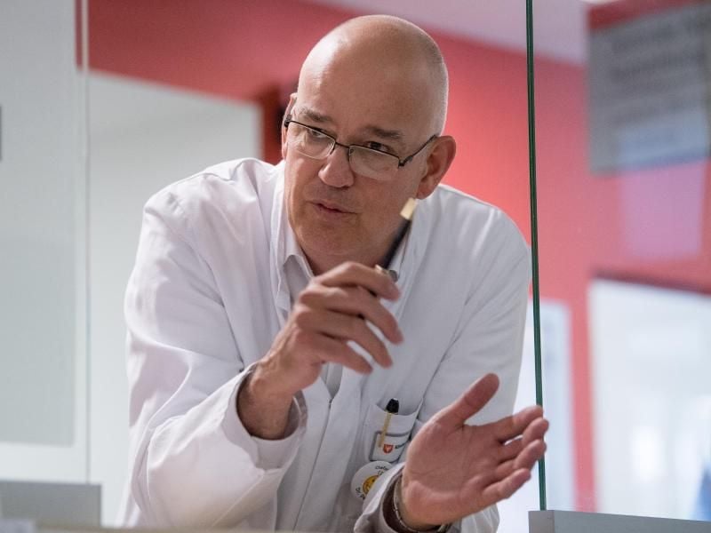 Peter-Friedrich Petersen ist Chefarzt der Notaufnahme im Klinikum in Frankfurt-Höchst. Foto: Fabian Sommer