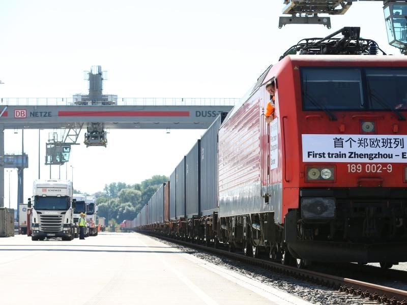 Eine Güterzugverbindung zwischen Zhengzhou und Hamburg besteht bereits seit August 2013. Foto: Christian Charisius