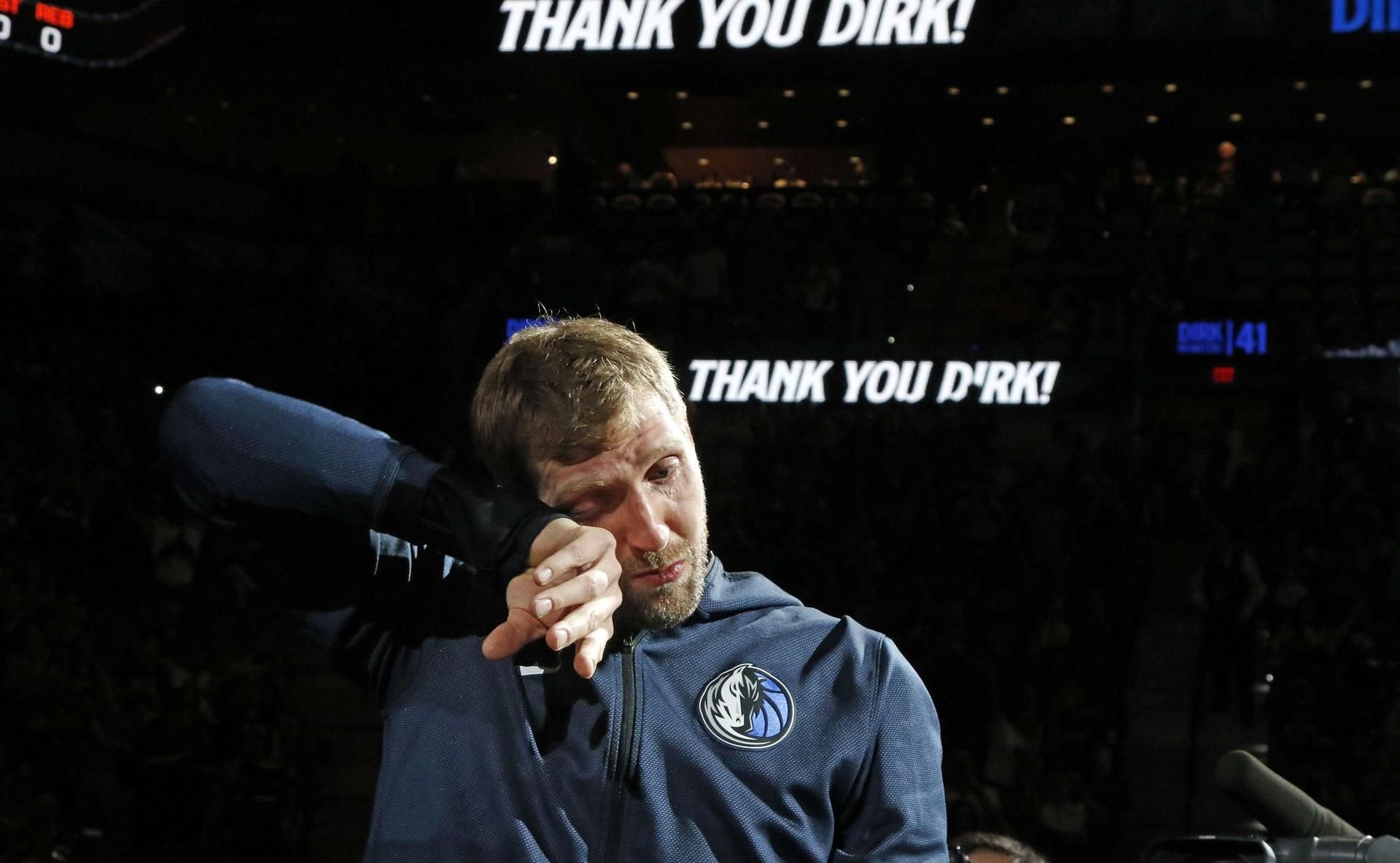 Tränen beim letzten NBA-Spiel: Dirk Nowitzki