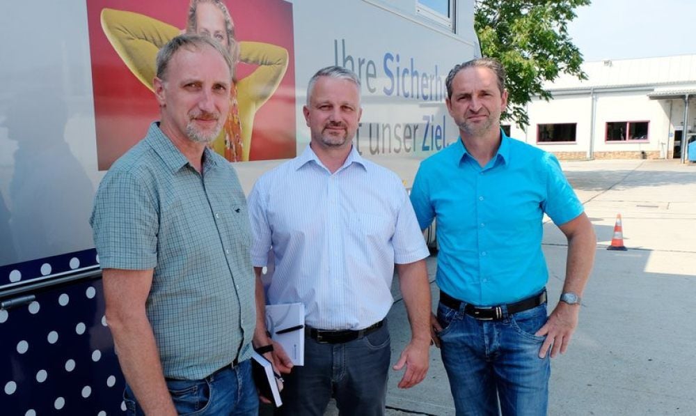 Sicherheitsbeauftragter Frank Schulze, Prokurist Christian Mücke und Geschäftsführer Thomas Weinert (v. l.) haben sich auch schulen lassen.