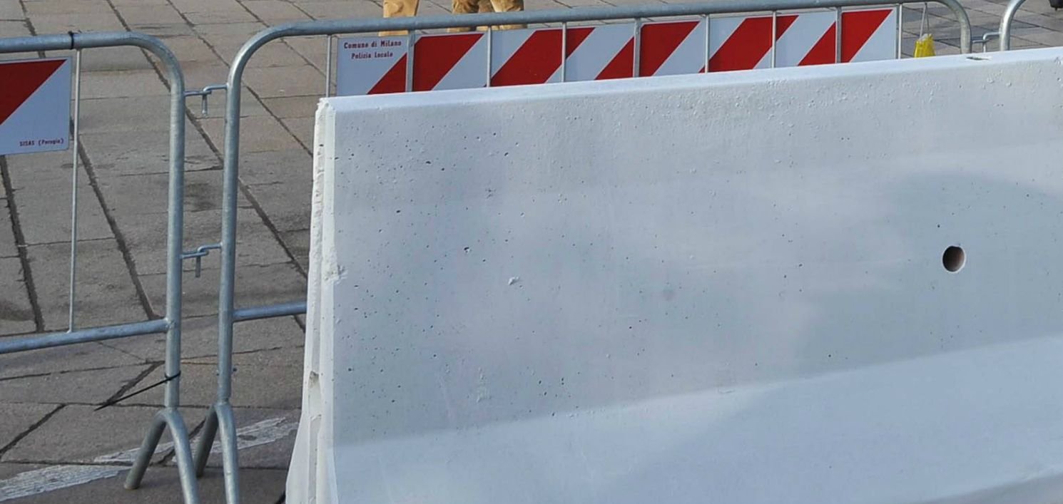 Zum Sachsen-Anhalt-Tag werden Betonsperren aufgestellt. (Symbolfoto)