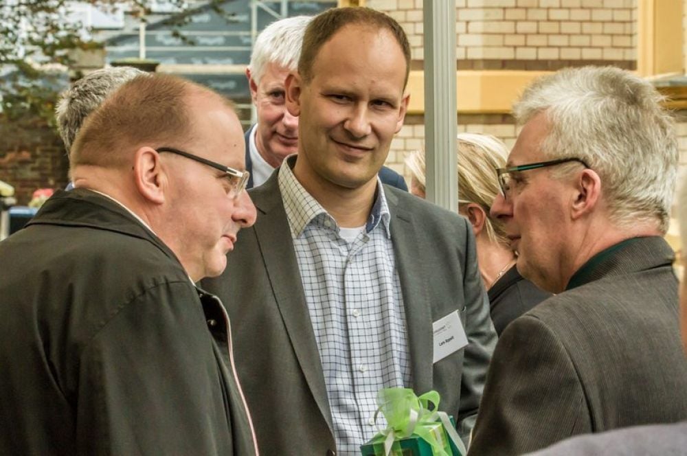 Die Außenstelle Wittenberg der Landgesellschaft wechselt den Geschäftsführer. Jürgen Gotthardt (re.) geht, Lars Appelt (Mitte) übernimmt.