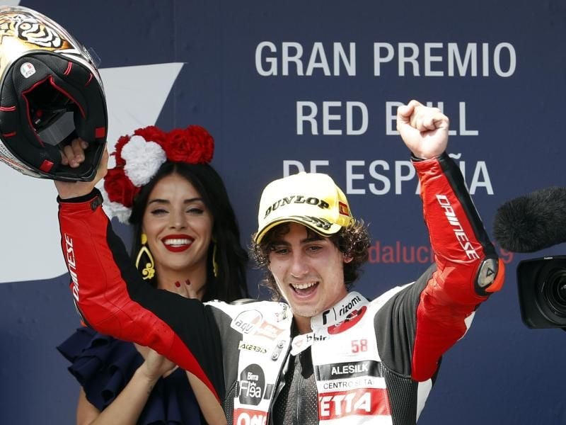 Der Italiener Niccolo Antonelli hat in der Klasse Moto3 den Großen Preis von Spanien gewonnen. Foto: Miguel Morenatti/AP