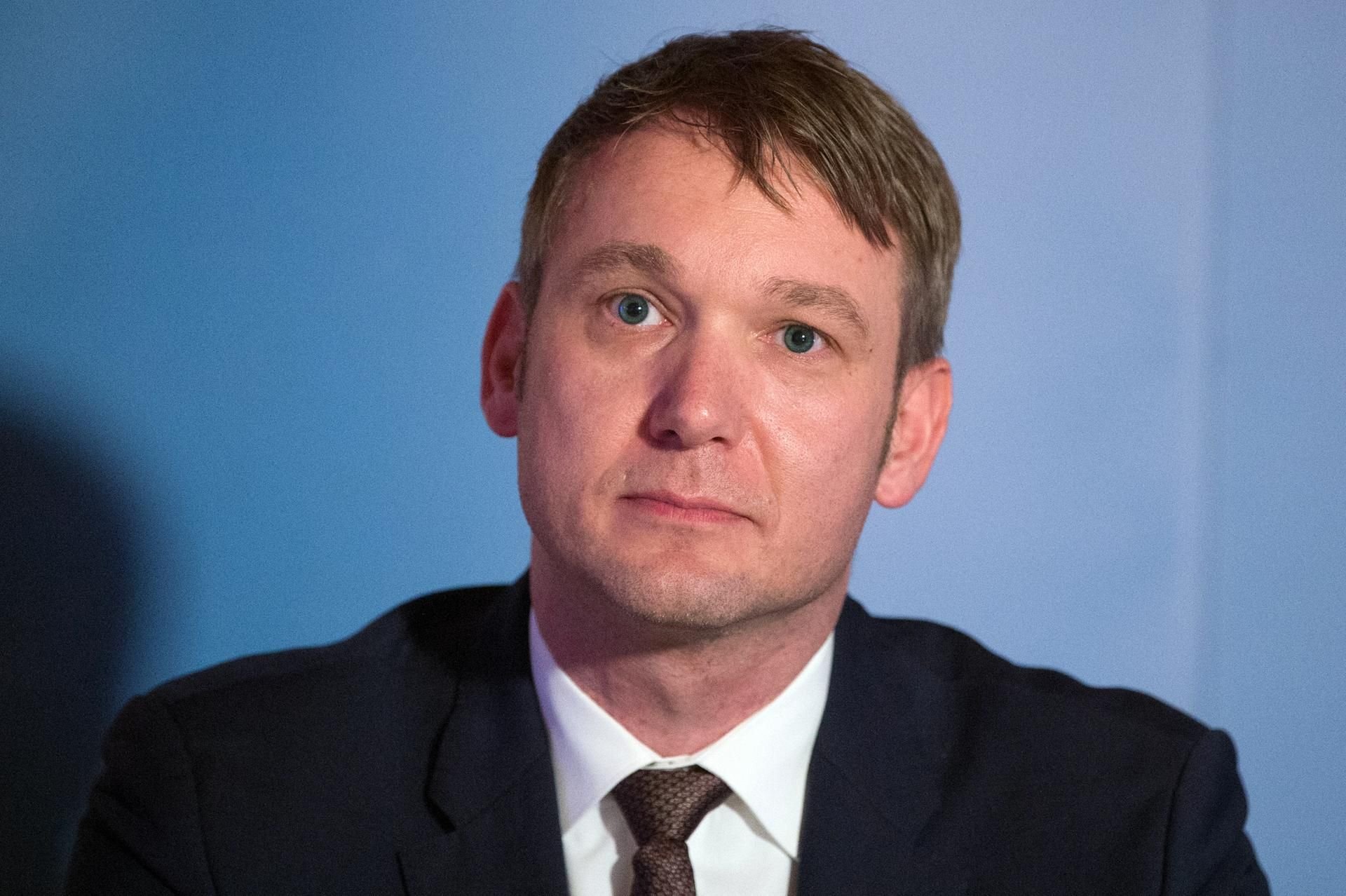 Die AfD-Fraktion und der fraktionslose Abgeordnete André Poggenburg sind mit ihrem Gesetzesentwurf gegen die geplante Diätenerhöhung gescheitert.