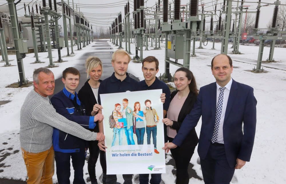 Lars Jahn, Brian Lischewitsch, Saskia List, Paul Cechol, Fabian Wahle, Anita Stefanov, Dino Höll (v.l.) rufen die Besten zu den Stadtwerken.