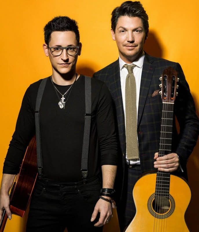 Wiederholt gastierten die Ausnahmegitarristen Jan Pascal (rechts) und Alexander Kilian vom Duo Café del Mundo in der Lutherstadt: „Mit Wittenberg verbindet uns eine langjährige Freundschaft.“ Jetzt kehren sie zurück.