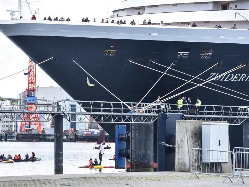 Für die neue Saison sind in Kiel 198 Anöäufe von 36 verschiedenen Kreuzfahrtschiffen angemeldet. Foto: Thomas Eisenkrätzer/dpa/Archivbild