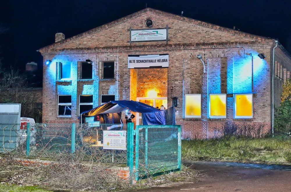 MDR Sputnik war am Sonnabend mit DJs auf Heimattour in der Alten Schachthalle in Helbra.