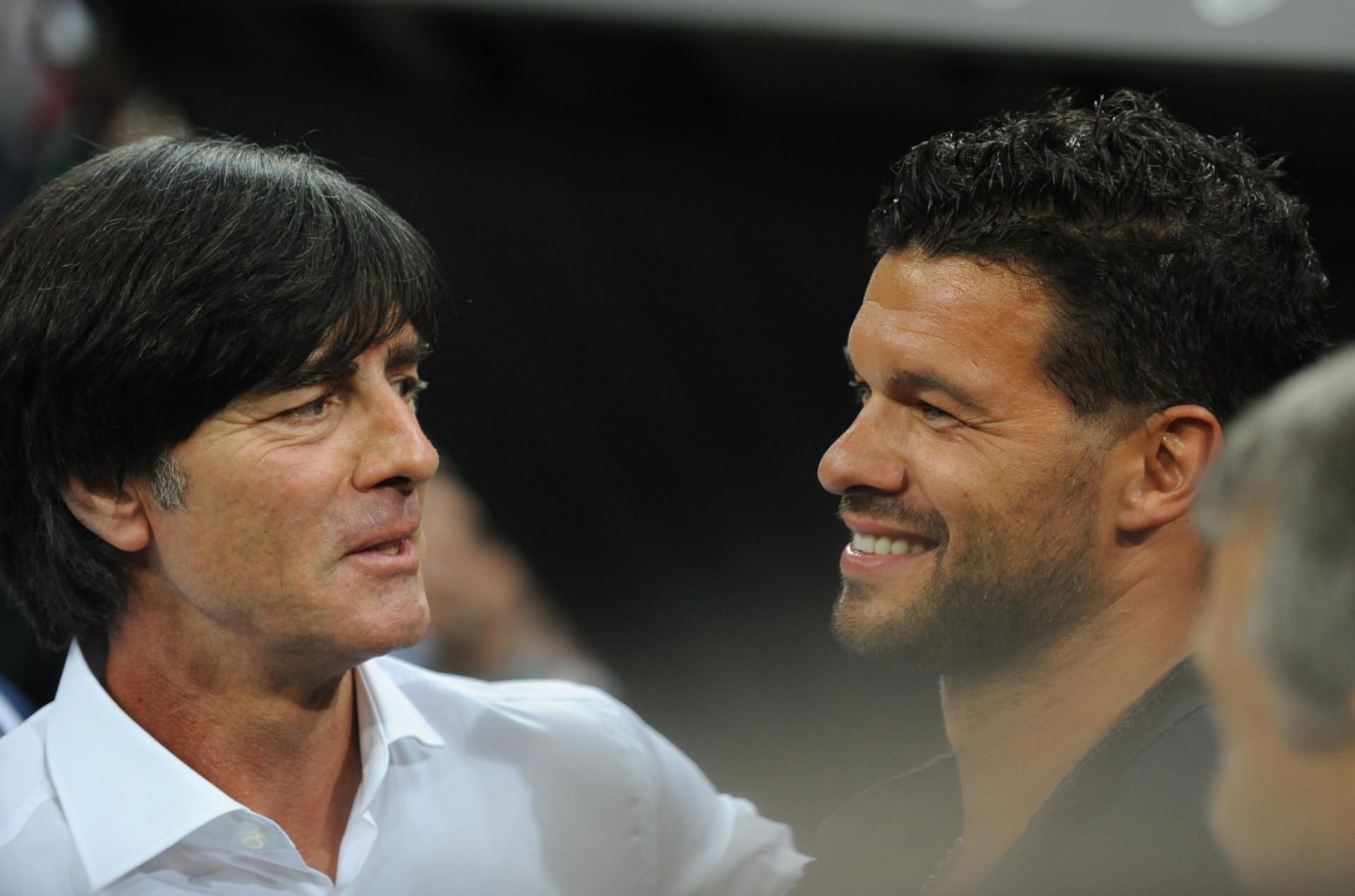 Ein Foto aus dem Jahr 2013: Michael Ballack und Bundestrainer Joachim Löw (l.).