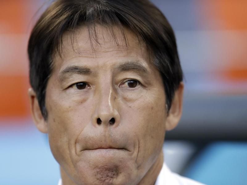 Trainer aus dem eigenem Lande: Japans Akira Nishino. Foto: Natacha Pisarenko/AP