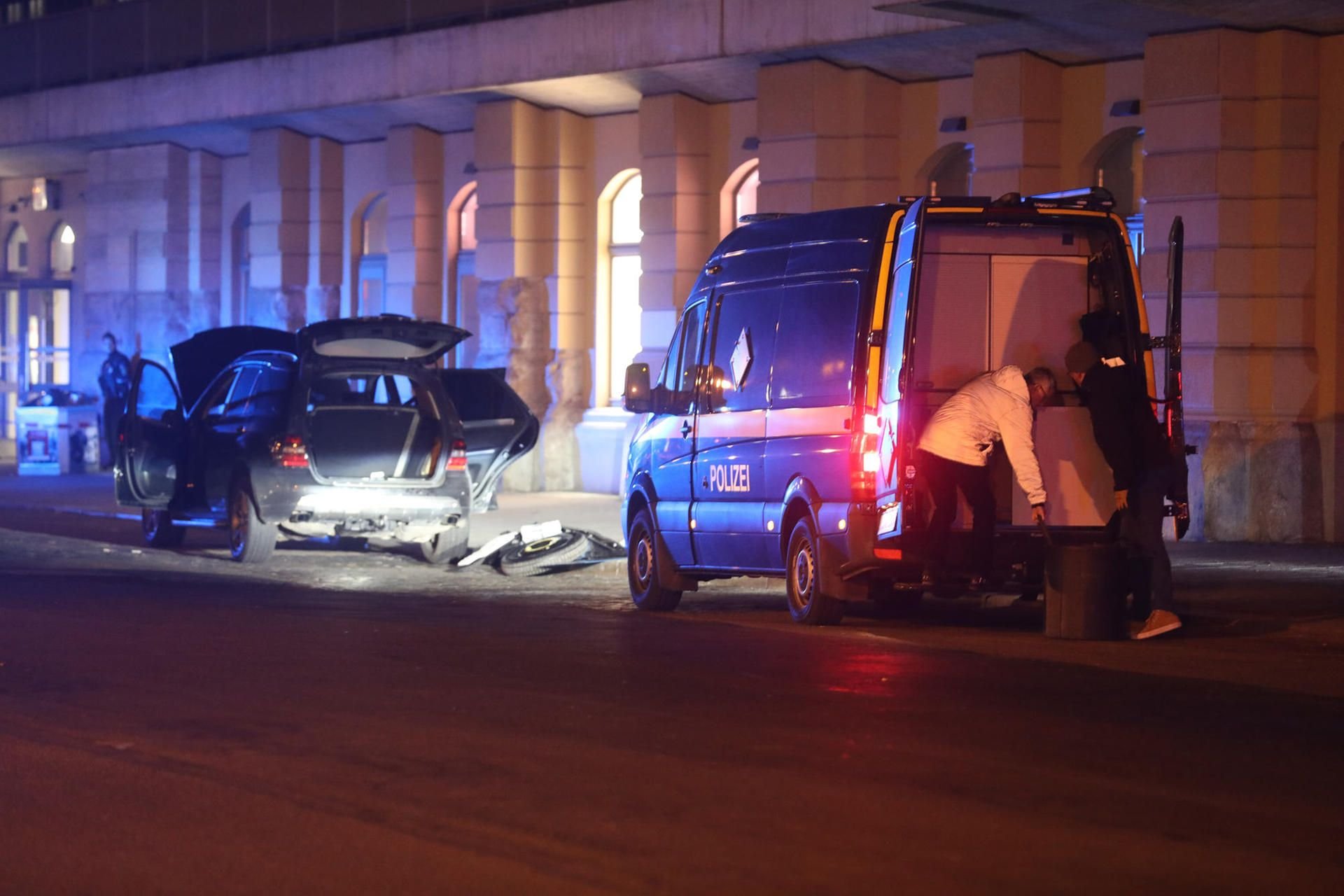 In dem Auto wurden 17 Handgranaten gefunden.