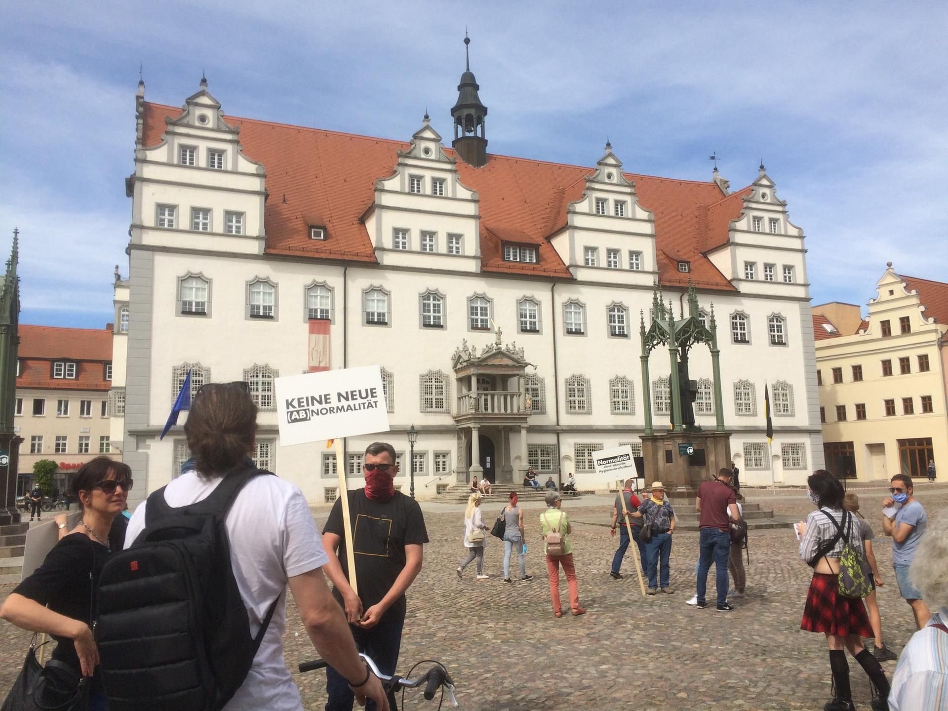 Eine Demo in Wittenberg gegen die Corona-Maßnahmen endete mit einem Polizeieinsatz.