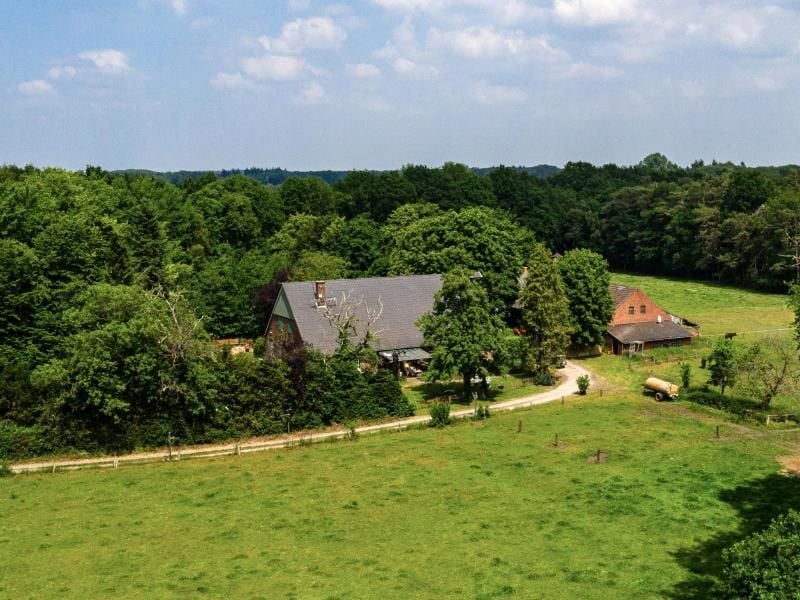 Das „Sommerhaus der Stars” wird in diesem Jahr erstmals nicht im Ausland aufgezeichnet, sondern wegen der Corona-Pandemie in Deutschland. Foto: Guido Kirchner/dpa