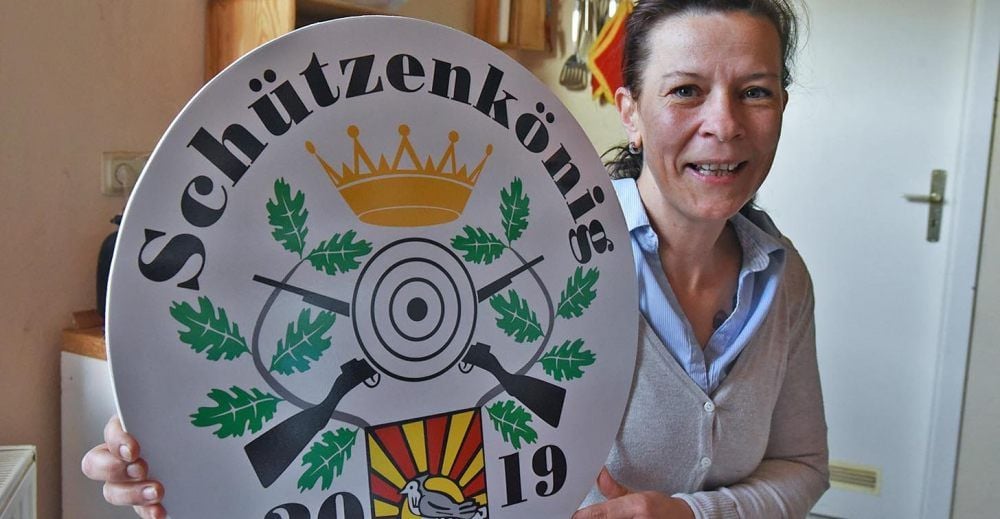 Mandy Jakob hat das Königsschießen der 19 Schützen in Wilsleben gewonnen. Derzeit ist sie die einzige Frau im Verein.