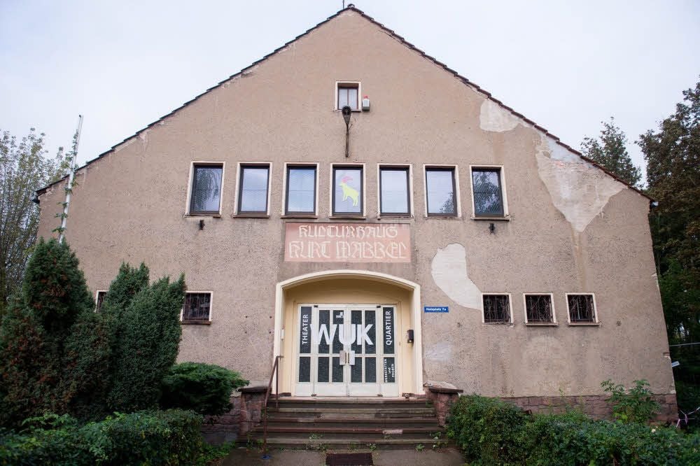 Das einstige Kulturhaus „Kurt Wabbel“ ist bisher nur Proberaum, doch bald könnte es zu einer neuen Spielstätte werden.