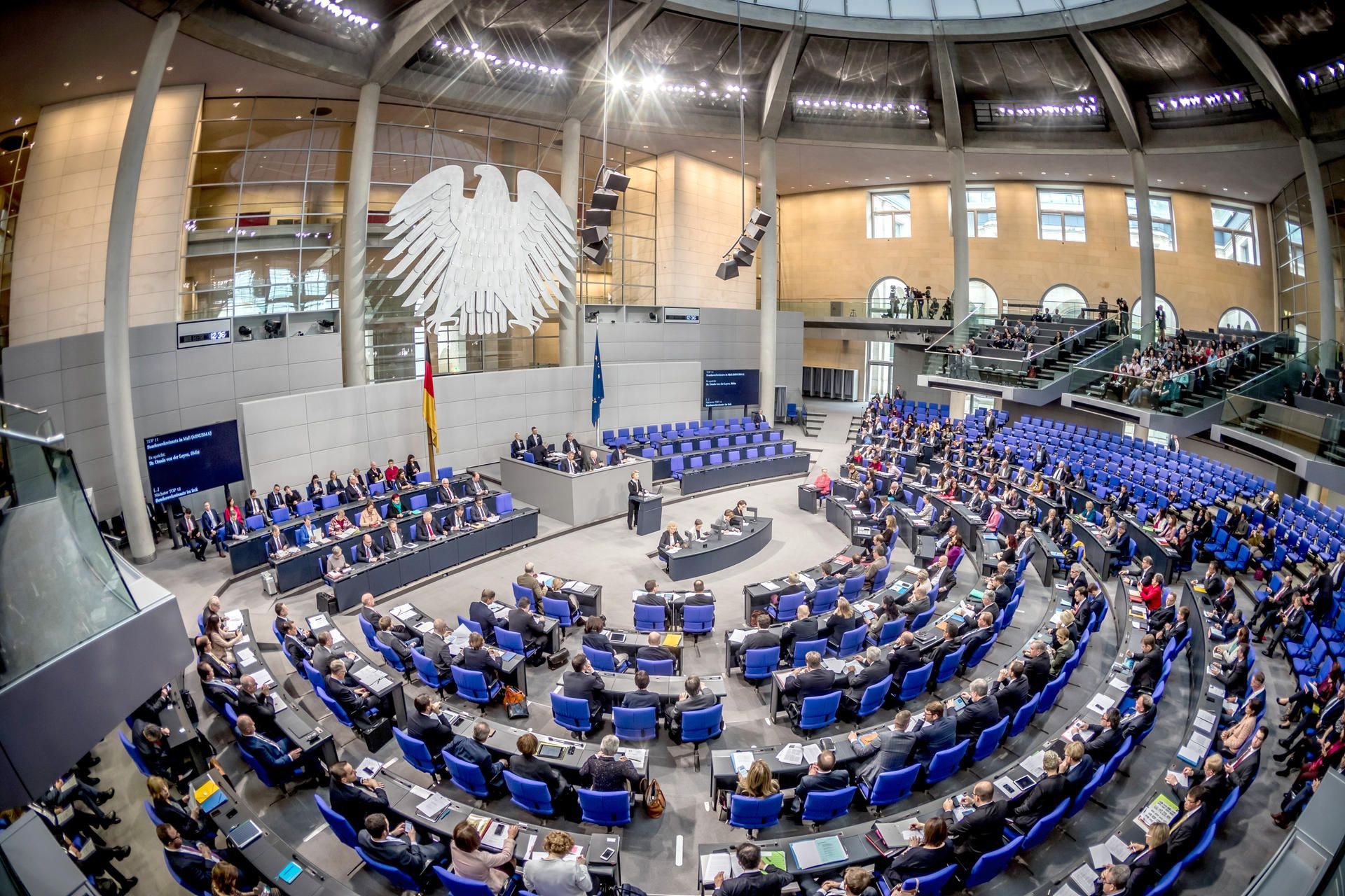 28 Prozent der Abgeordneten im Bundestag arbeiten nebenbei, in der vorherigen Periode lag der Anteil bei 22 Prozent.