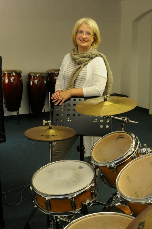 Lebt für die Musik und das Unterrichten: Claudia Schröder.