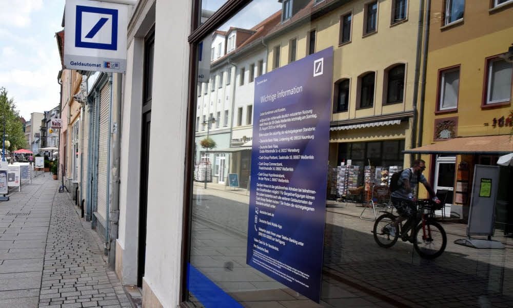 Am 25. August schließt die Filiale in der Jüdenstraße. Kundenberater haben dort schon lange nicht mehr gearbeitet. Nun gehen auch die Automaten.