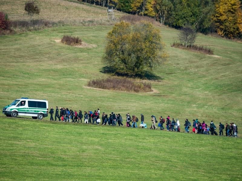 Verbraucherschützer wollen Zuwanderern spezialisierte Beratung anbieten. Foto: Armin Weigel