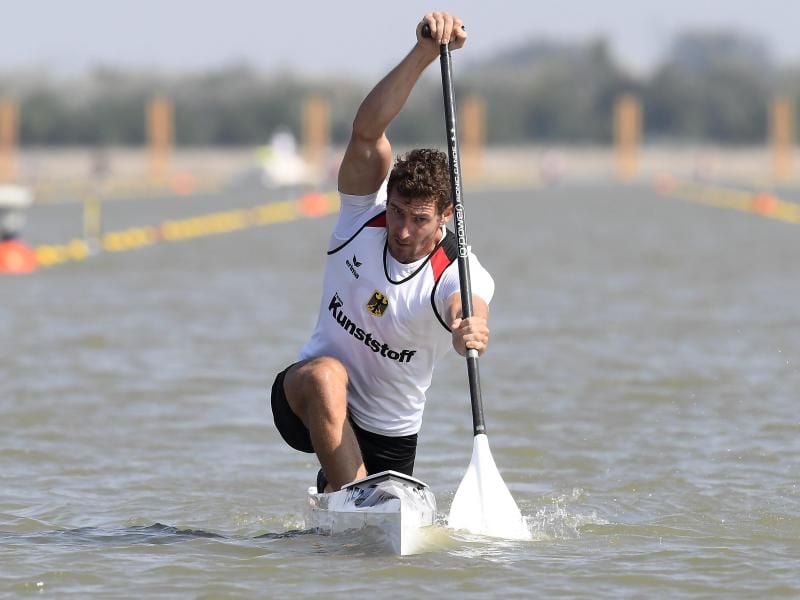 Sebastian Brendel ist bei der Kanu-WM in Ungarn am Start. Foto: Tamas Kovacs/MTI/AP