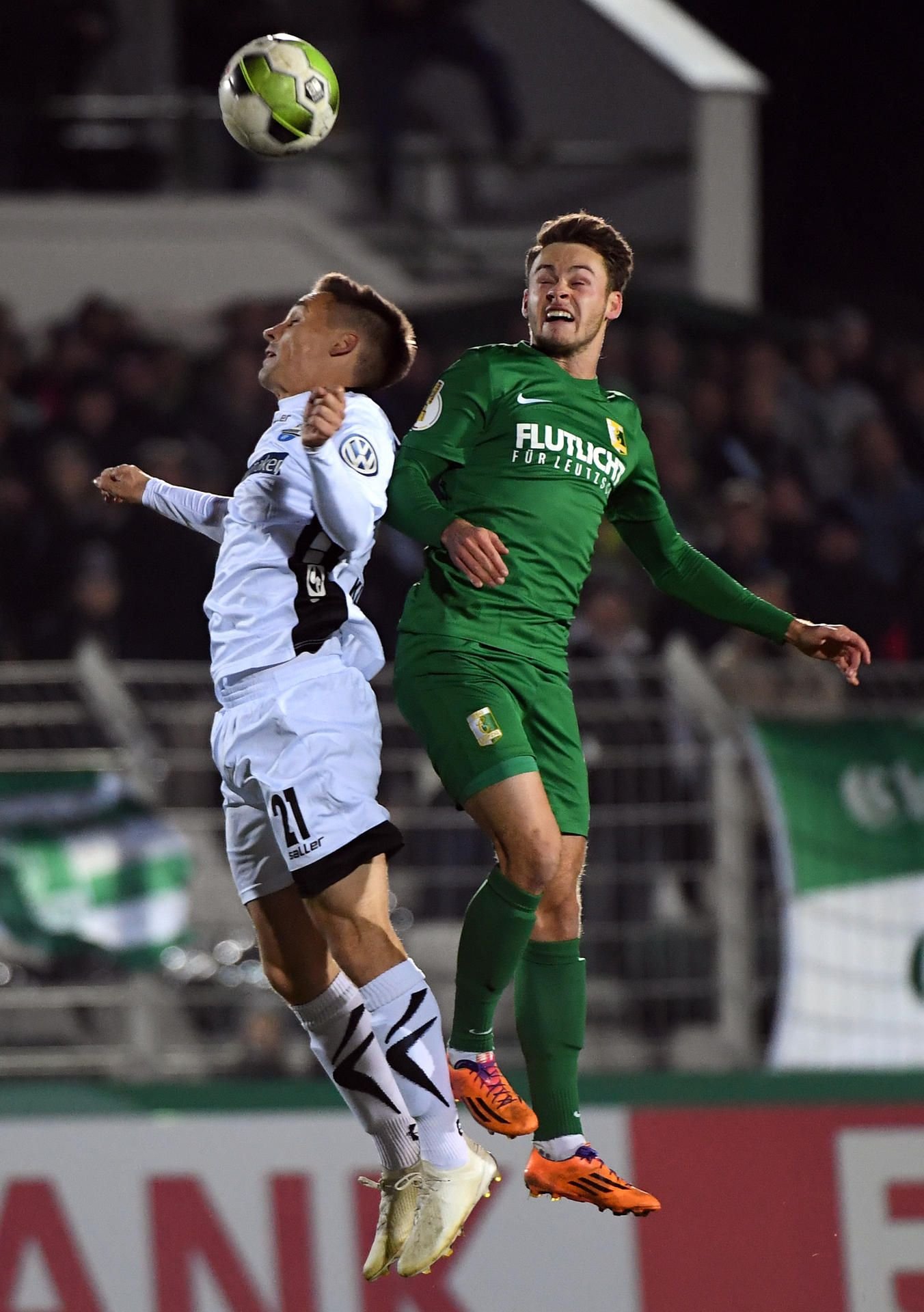 Trotz großem Kampf hat Chemie Leipzig gegen Paderborn deutlich verloren.
