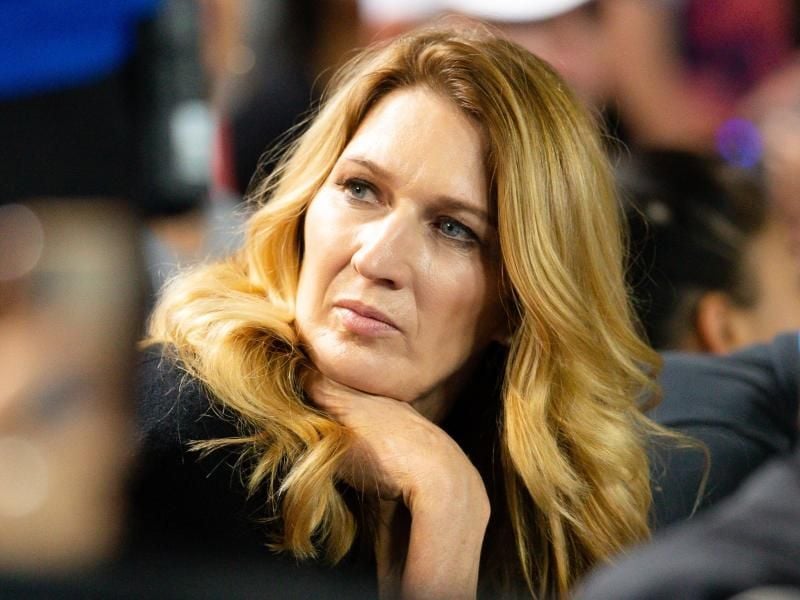 Wird am 14. Juni 50 Jahre alt: Steffi Graf als Zuschauerin bei den Australian Open. Foto: Frank Molter