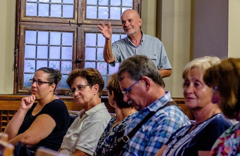 Das Thema Islam lockte viele Interessierte in das Neue Rathaus: Zu den Gästen im Publikum gehörte auch Wittenberg Ex-Oberbürgermeister Eckhard Naumann.