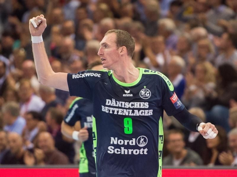 Flensburgs Holger Glandorf jubelt. Foto: Benjamin Nolte/Archiv
