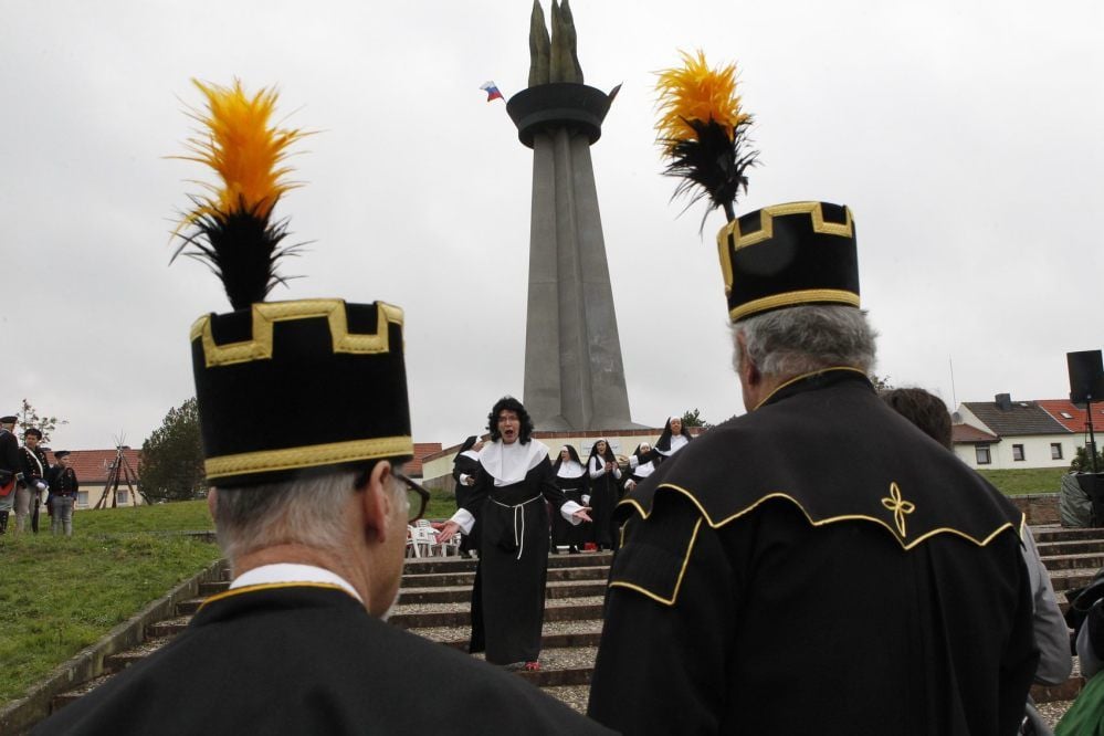 Am 3. Oktober wird in Hettstedt am Denkmal Flamme der Freundschaft das 820-jährige Bergbaujubiläum der Stadt gefeiert.
