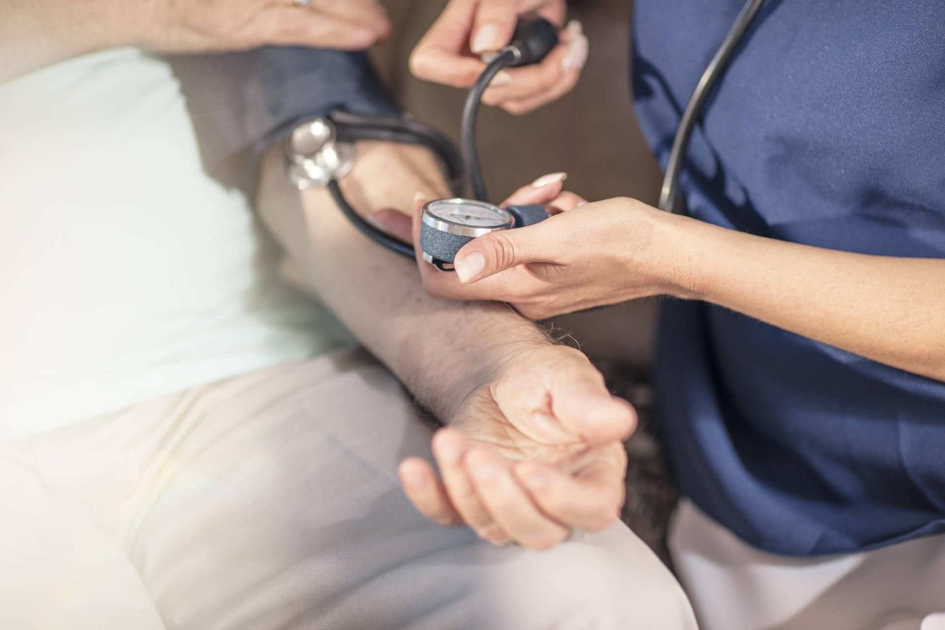 Knapp 900 Mitarbeiter aus dem nicht-ärztlichen Dienst des SRH Klinikums Burgenlandkreis werden eine Einmalzahlung zwischen 1.000 und 1.500 Euro erhalten.