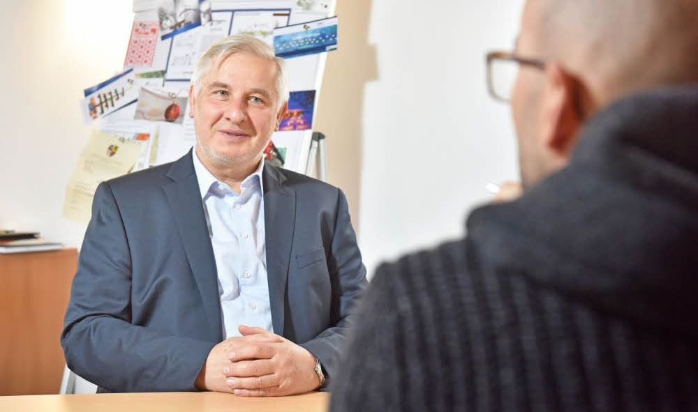 Bürgermeister Bernd Marbach musste im Jahr 2018 die Ausgaben in Raguhn-Jeßnitz stark eingrenzen. Wird 2019 alles besser?