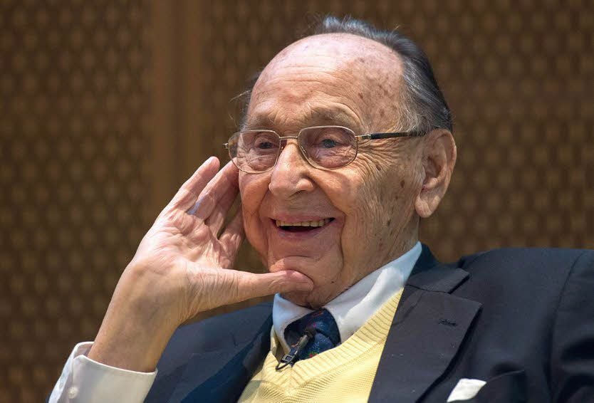 Blick zurück mit Freude: Hans-Dietrich Genscher war regelmäßiger Gast in seiner alten „Penne“.