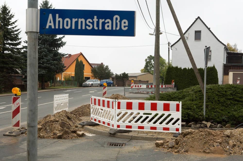Still ruht der See auf der Baustelle in der Ahornstraße.