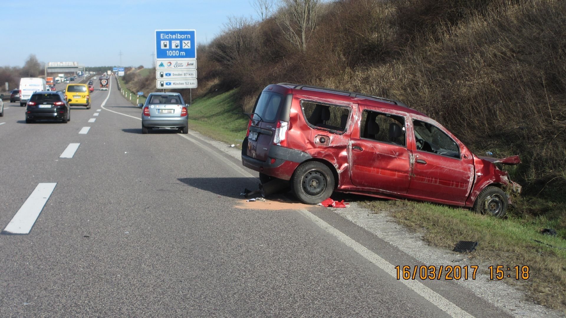 Das Auto hatte sich überschlagen.