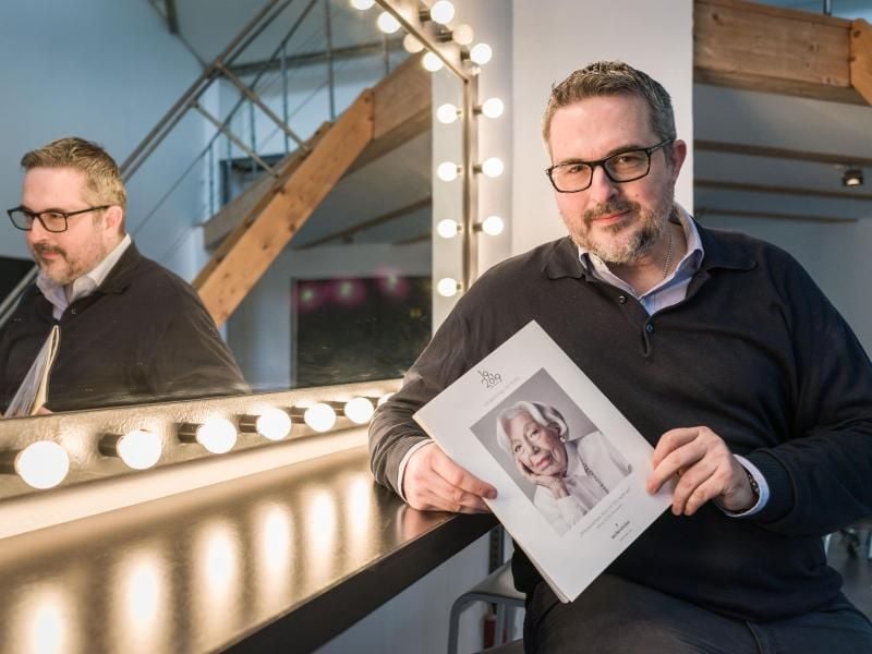 Fotograf Karsten Thormaehlen in seinem Studio. Foto: Frank Rumpenhorst