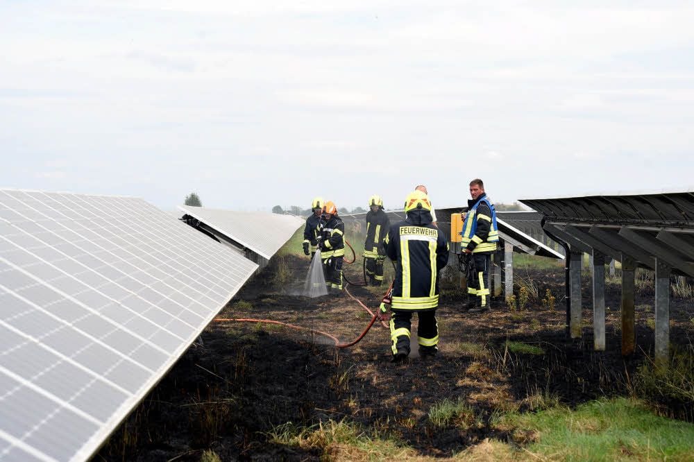 Auch beim Feldbrand am Freitag in Großwülknitz war die Feuerwehr Köthen neben den Einsatzkräften aus Gröbzig wieder gefordert.