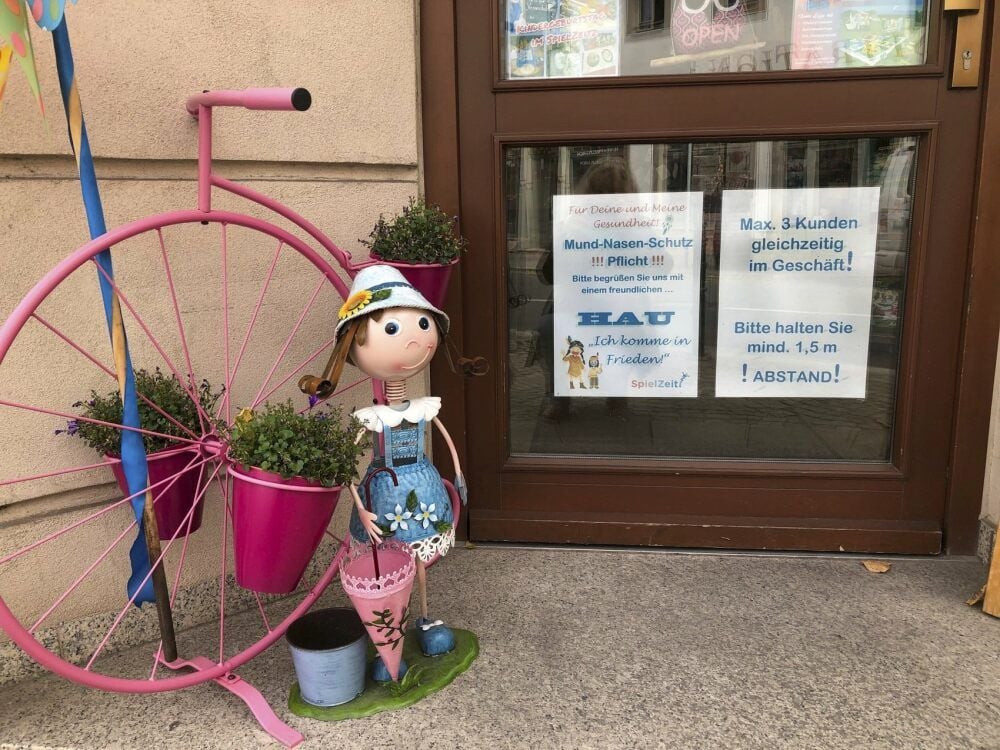 Klare Ansagen gibt es auch an der Tür zum SpielZeitz.