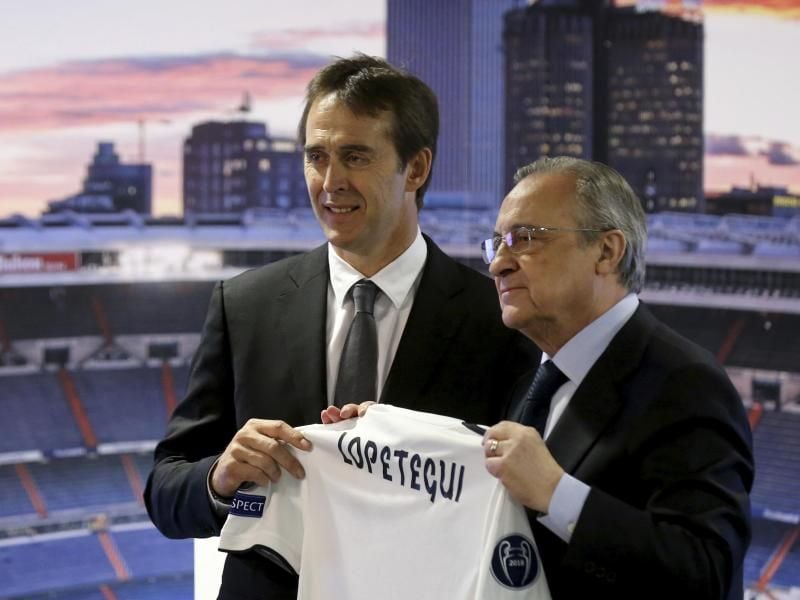 Real-Präsident Florentino Perez (r) und der neue Coach Julen Lopetegui. Foto: Andrea Comas/AP